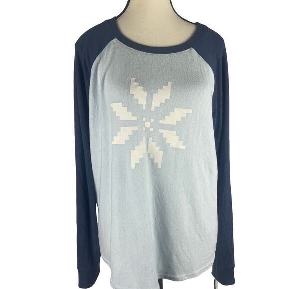Free Press pj top loungewear blue w snowflake extra soft mat sz M w bonus pants - Picture 3 of 11